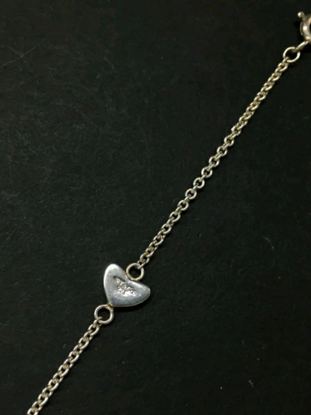 Tiffany & Co. Timeless 925 Sterling Silver Heart Charm Lariat Necklace 19.5 in - Picture 7 of 8